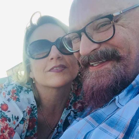 Meet your Posher, Leslie - Picture 1 of 1